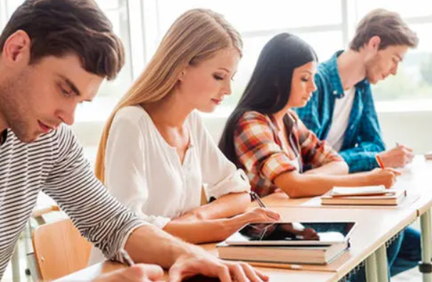 申請哈佛大學，SAT需要考多少分?